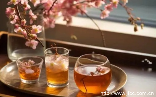 白毫银针年份越久越好吗
