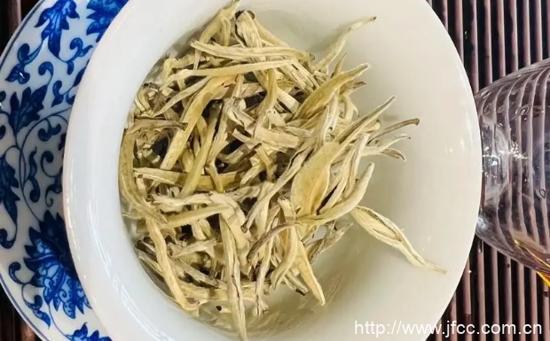白毫银针是什么