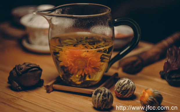 小青柑普洱茶的功效与作用