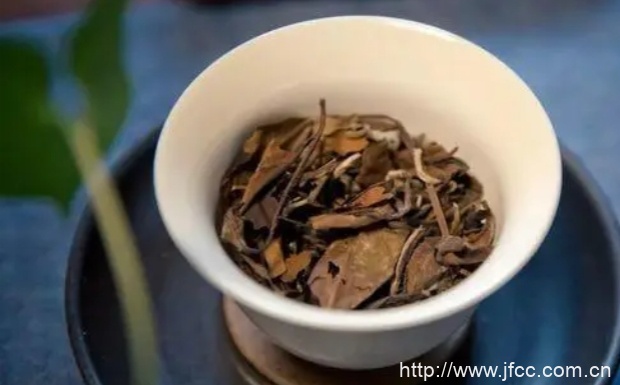 碧螺春多少度水泡